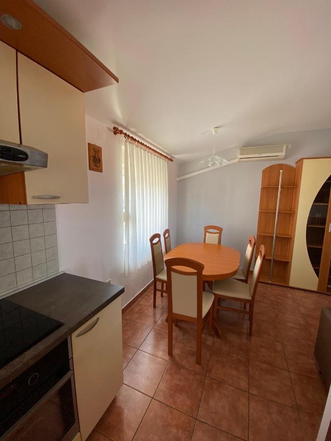 Apartma Apartman Vita *