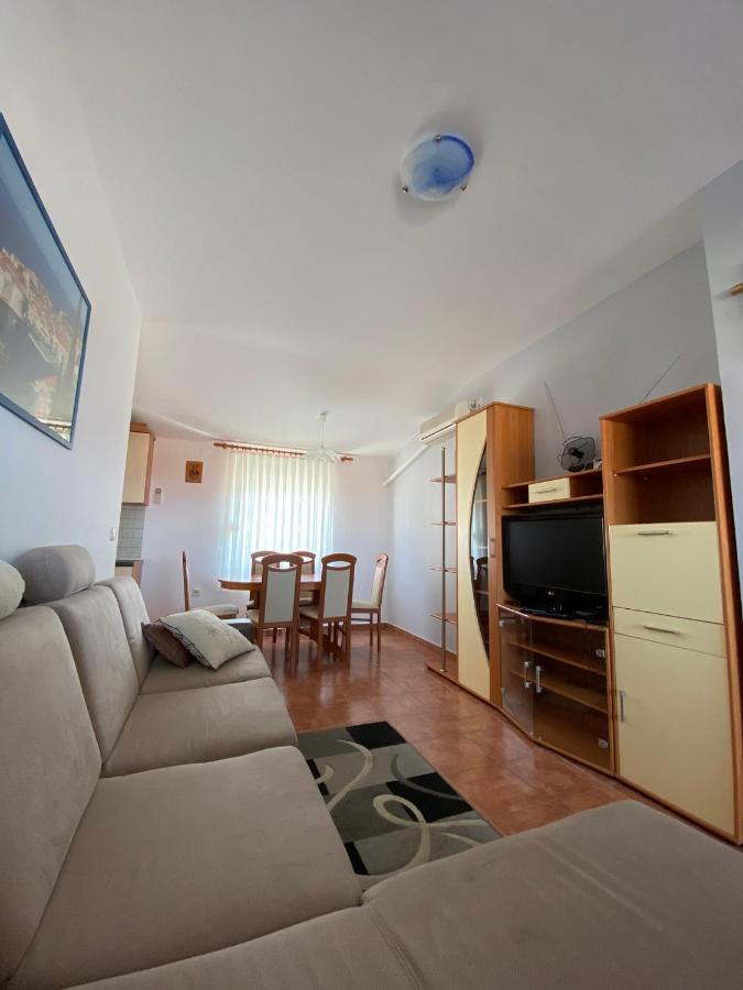 Apartment Apartman Vita *